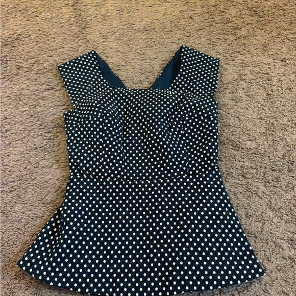 2 FOR $20 Banana Republic navy blue polka dot lined peplum top open back 0P $75 - Picture 2 of 9